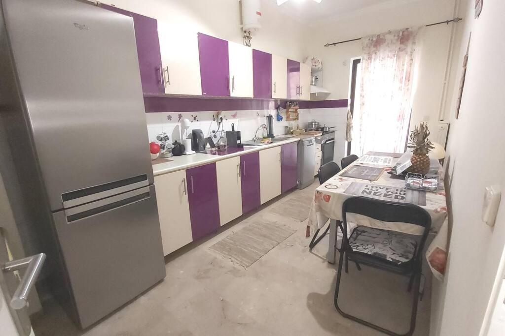 Theano'S Cozy & Quiet Lux Central Flat - Wifi & Full Amenities 파트라 외부 사진